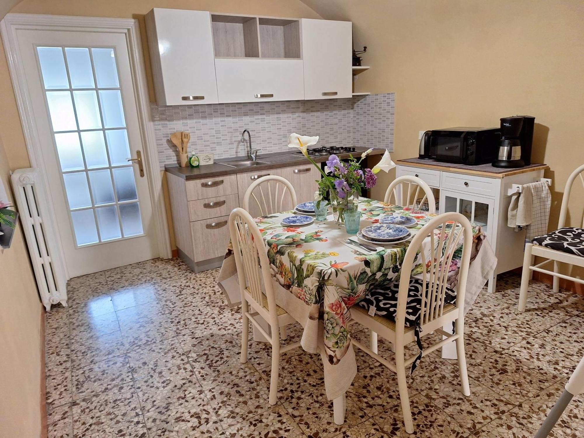 Apartament Casa Iris Cisano sul Neva Zewnętrze zdjęcie